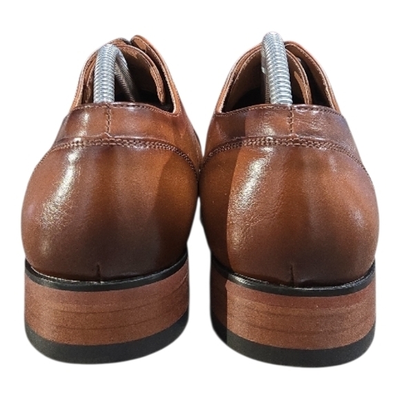 Tommy Hilfiger Shelly Cap Mens Oxford Dress Shoes Size 9.5 Brown Lace-Up  Cap Toe